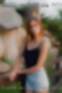 DelorasCryer, dating in